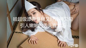 大神溜进网吧女厕偷拍几个极品美女