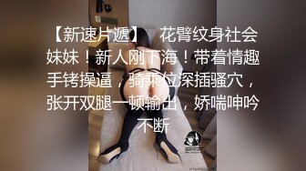 商场全景 去除无用画面 仅留下美女一个接一个在尿尿