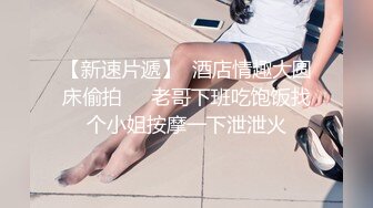 少妇在厨房3P大作战 老公服务很好 帮忙擦骚逼白浆