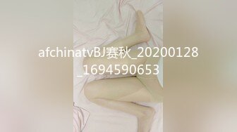 熟女人妻吃鸡啪啪 被黑祖宗大肉棒无套输出 操的骚穴白浆四溢 骚叫连连 香汗淋漓 内射