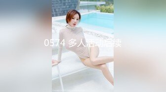  淫妻3P 两根棒棒一起吃 换上单男送的红边黑丝真的更显身材