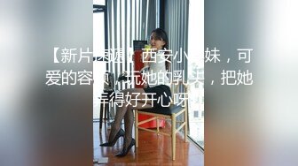 日本小姐姐【ymdm】两女一男双飞大战，边操边舔逼，双女翘屁股，轮流后入爆操