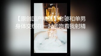 《淫妻少妇控❤️必备》最近很火的推特白领新晋垂奶顶B裸舞美少妇【6金】最新私拍6.7弹，裸舞顶胯摇摆挑逗全程露脸很激情