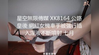 背纹身萌萌哒双马尾美妞，无聊和炮友来一炮，特写深喉吸吮很卖力