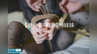   绝对精彩！168CM美女3P名场面！两根屌轮番舔弄，掰开无毛紧致骚穴，大长腿骑乘位猛操